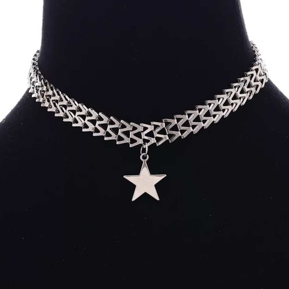 Silver Star Choker